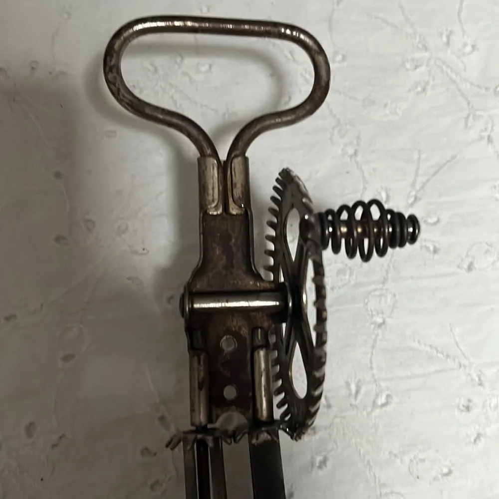 Vintage A&J Egg Beater Kitchen Collectible Patent Dated 1923, all metal, works